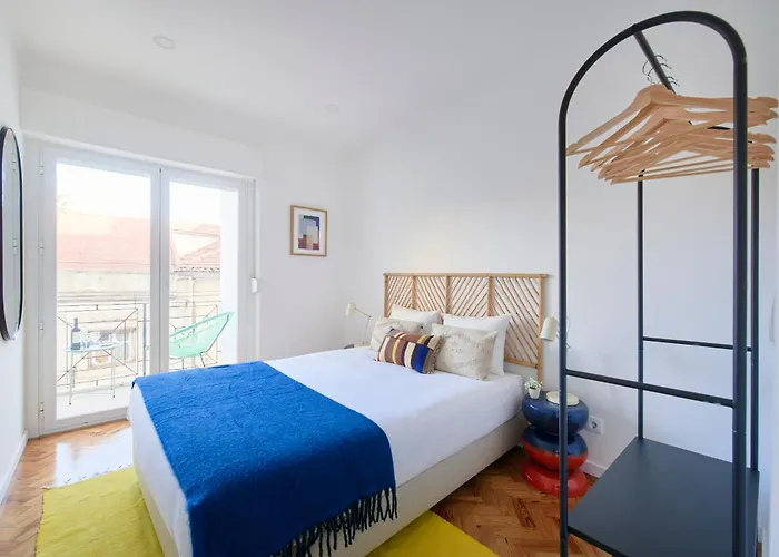 Charming Graca Flat W Balcony, By Timecooler