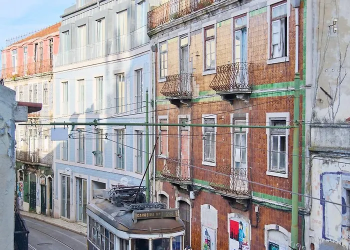 Charming Graca Flat W Balcony, By Timecooler Διαμέρισμα *