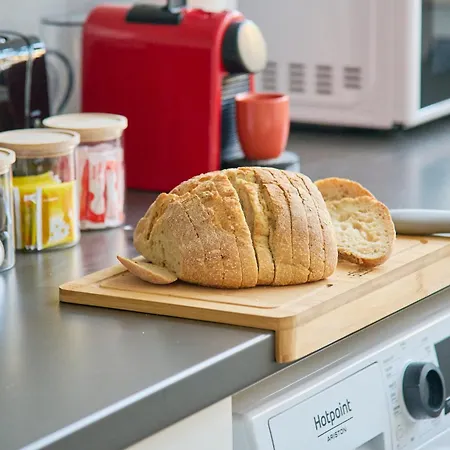 Charming Graça Flat W Balcony, By Timecooler * Lisboa