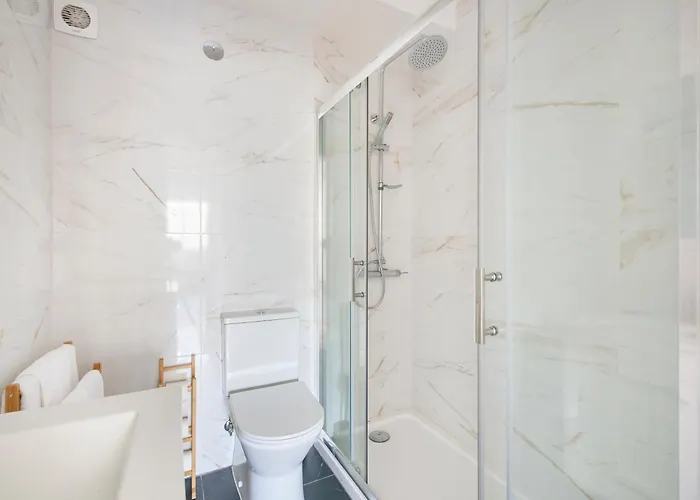 Charming Graca Flat W Balcony, By Timecooler Διαμέρισμα *