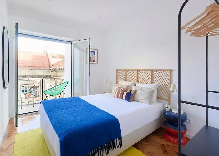 Διαμέρισμα Charming Graca Flat W Balcony, By Timecooler