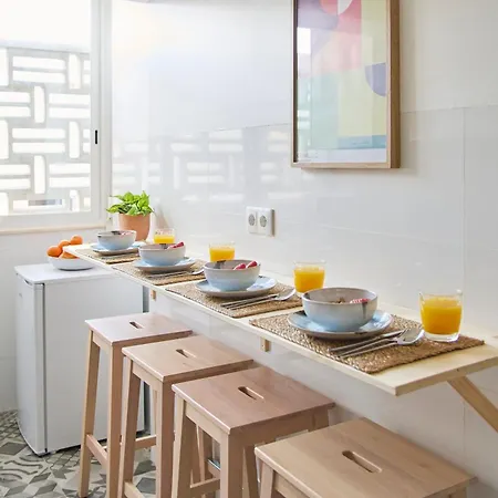 公寓 Charming Graca Flat W Balcony, By Timecooler *